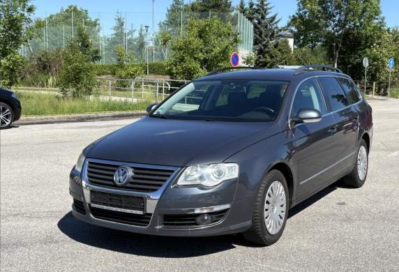 Volkswagen - Passat