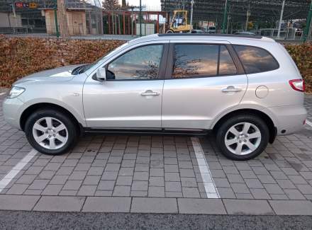 Hyundai - Santa FE
