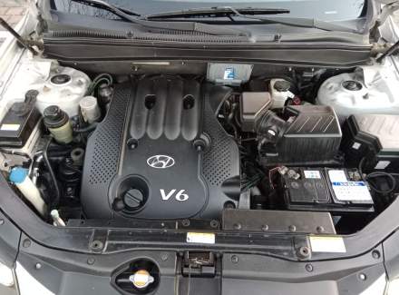 Hyundai - Santa FE
