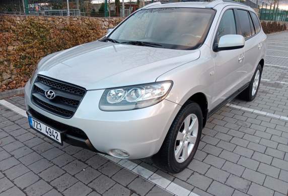 Hyundai - Santa FE