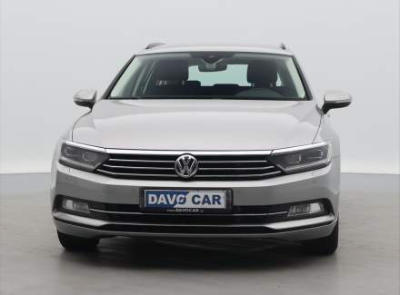 Volkswagen - Passat
