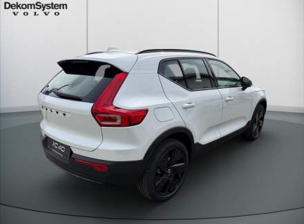 Volvo - XC40