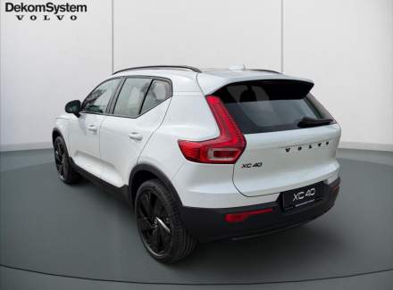 Volvo - XC40