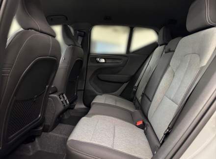 Volvo - XC40