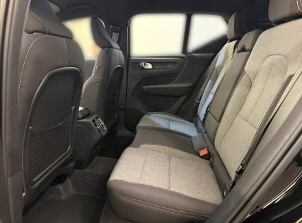 Volvo - XC40
