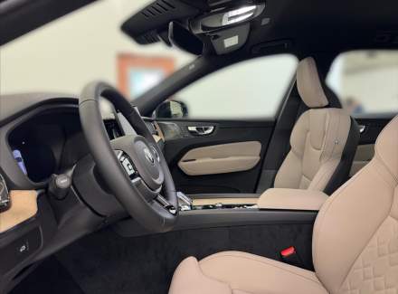 Volvo - XC60