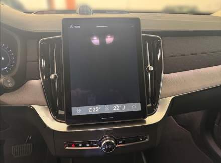 Volvo - XC90