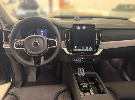 Volvo - XC90