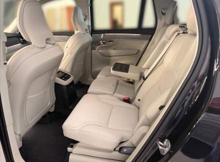 Volvo - XC90