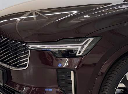 Volvo - XC90