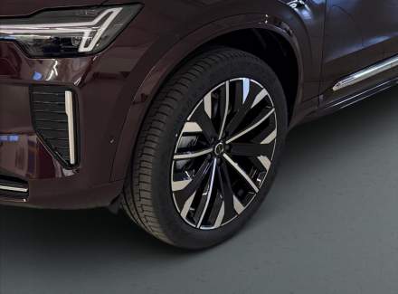 Volvo - XC90