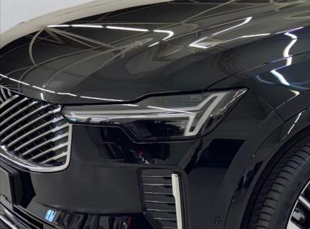 Volvo - XC90