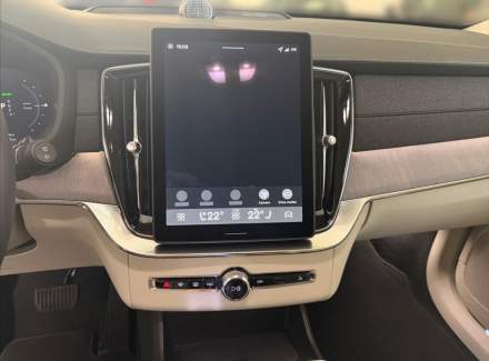 Volvo - XC90