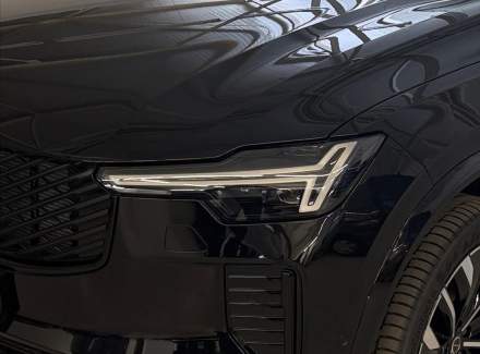 Volvo - XC90