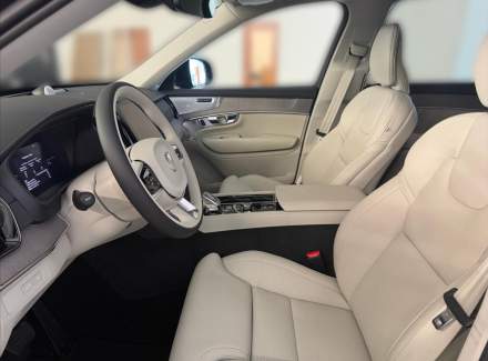 Volvo - XC90