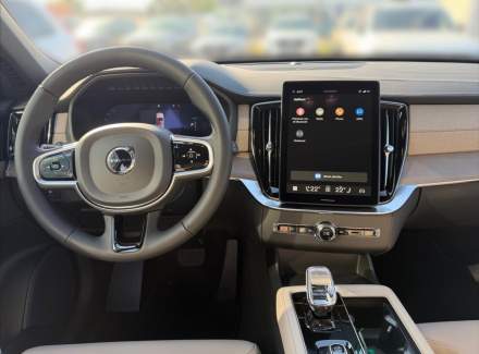 Volvo - XC90