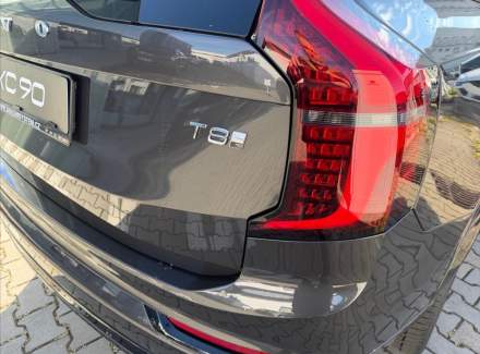 Volvo - XC90