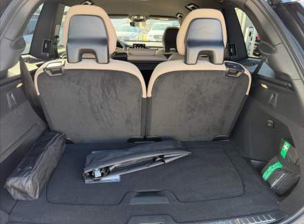 Volvo - XC90