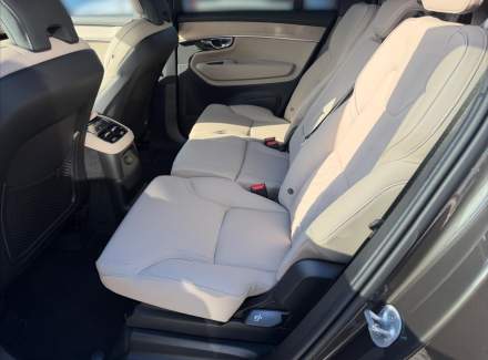 Volvo - XC90