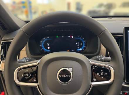 Volvo - XC90