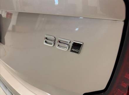 Volvo - XC90