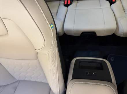 Volvo - XC90