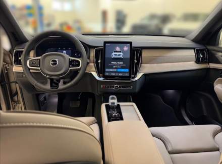 Volvo - XC90