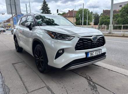 Toyota - Highlander