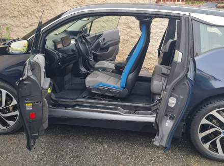 BMW - i3