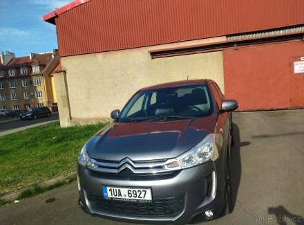 Citroën - C4