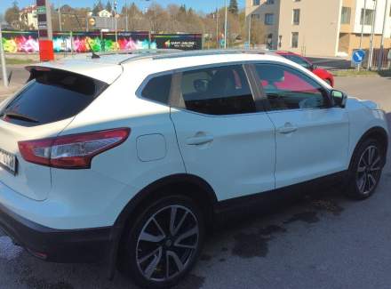 Nissan - Qashqai