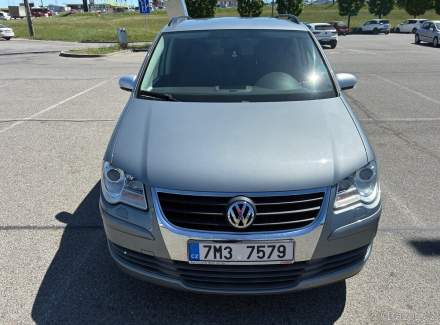 Volkswagen - Touran