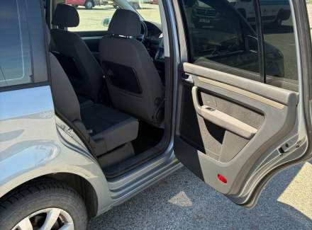 Volkswagen - Touran
