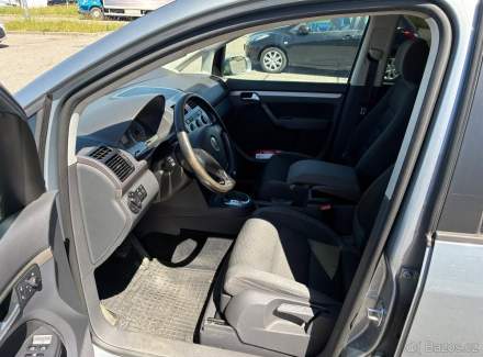 Volkswagen - Touran