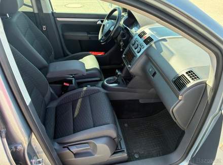 Volkswagen - Touran
