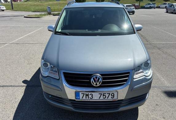 Volkswagen - Touran