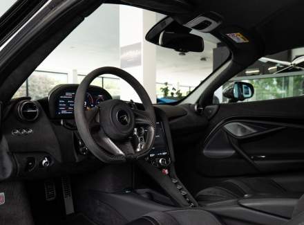 McLaren - 720S