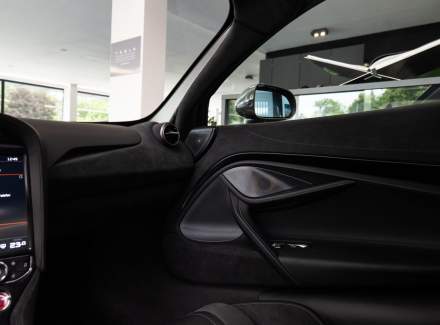 McLaren - 720S