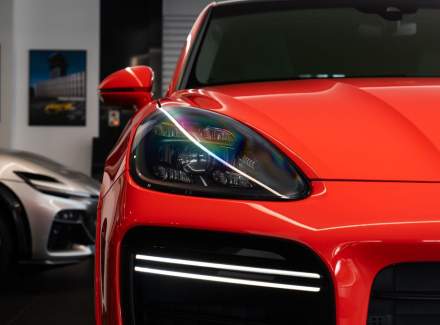 Porsche - Cayenne