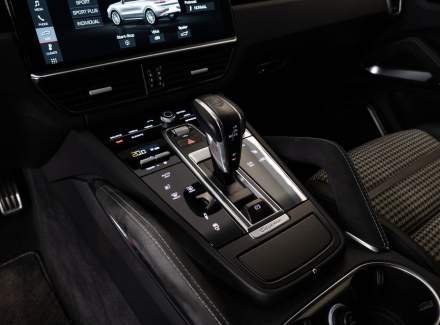 Porsche - Cayenne