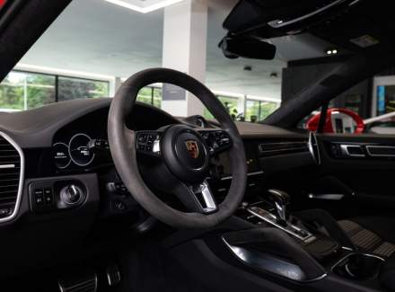 Porsche - Cayenne