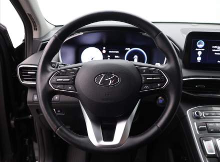Hyundai - Santa FE