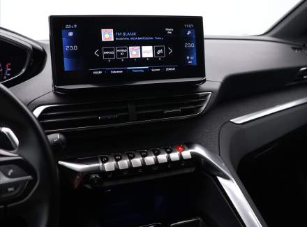 Peugeot - 5008