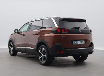 Peugeot - 5008