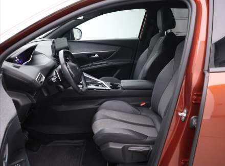 Peugeot - 5008