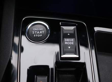 Peugeot - 5008