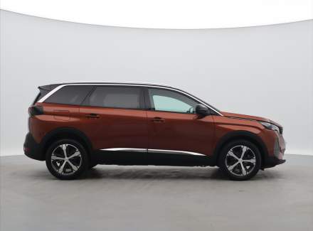 Peugeot - 5008