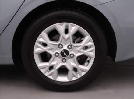 Kia - Cee'd