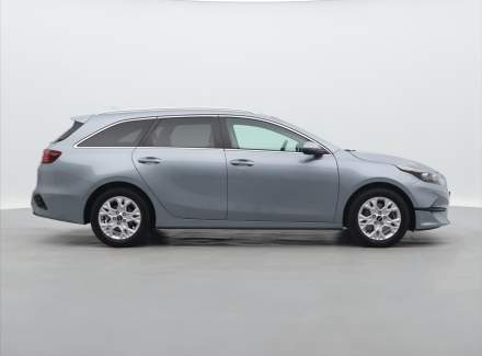 Kia - Cee'd