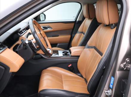 Land Rover - Range Rover Velar